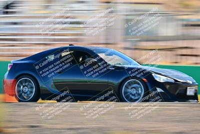 media/Oct-18-2025-Extreme Speed (Sat) [[d6d7e1fef1]]/Group 5/Session 3 (Turn 1)/